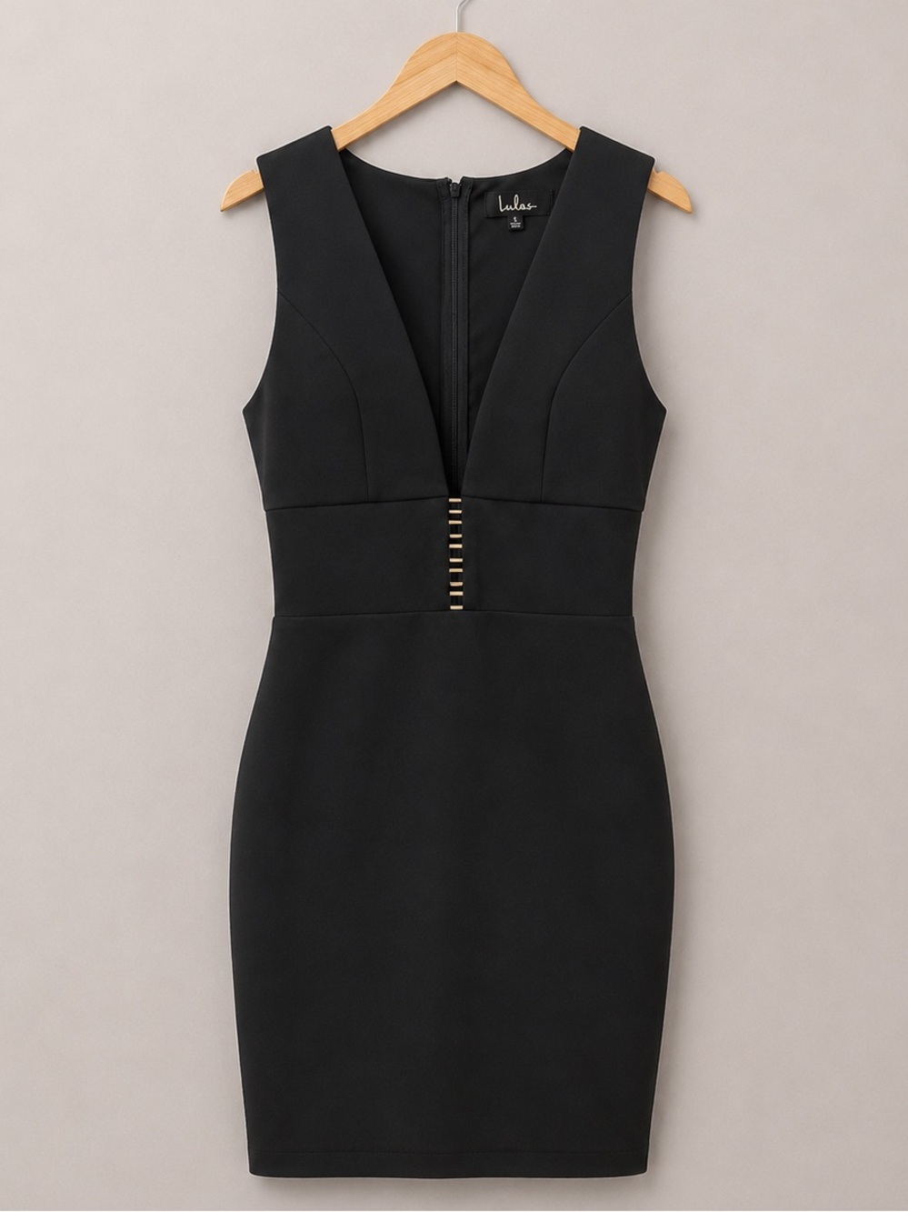 Lulus Black Bodycon Dress Gold Front Detail Deep V Neck Sleeveless Size S